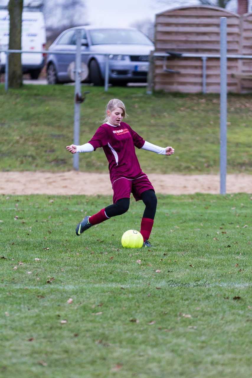 Bild 156 - B-Juniorinnen TSV Gnutz o.W. - SV Henstedt Ulzburg II : Ergebnis: ca. 5:0